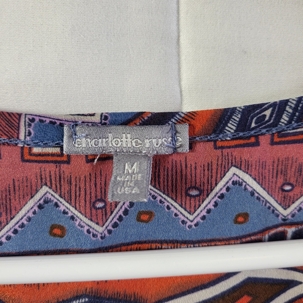Charlotte Russe Women's Geometric Print Short Sleeve V Neck Top Size M - Picture 2 of 6